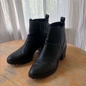 Zara Black Chunky Heel Ankle Boots
